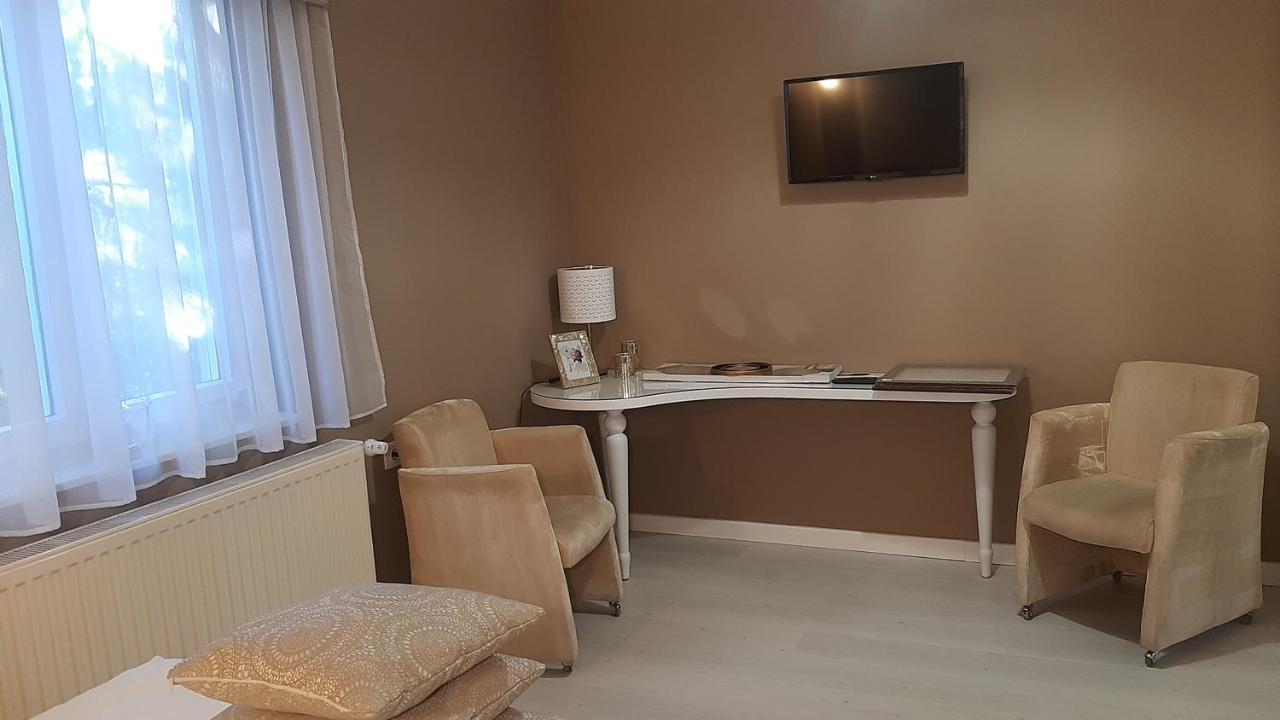 Glamour Apartman 久洛 外观 照片
