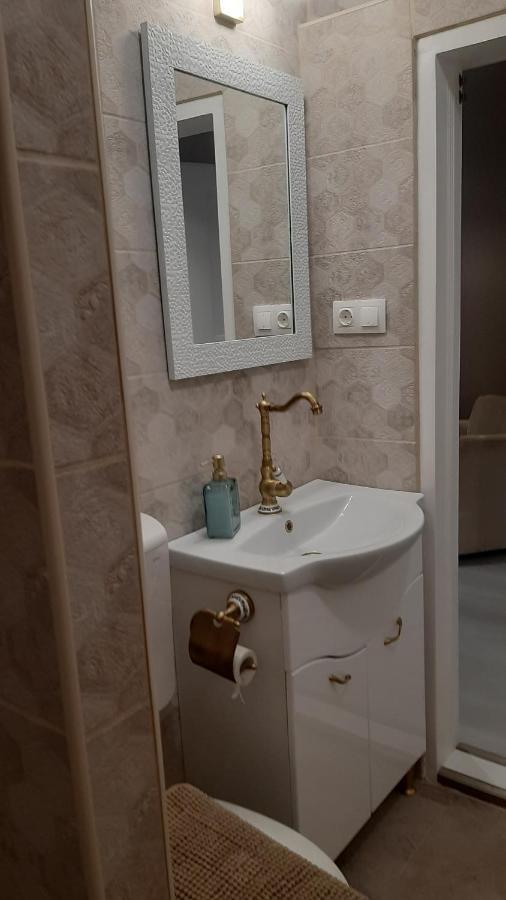 Glamour Apartman 久洛 外观 照片
