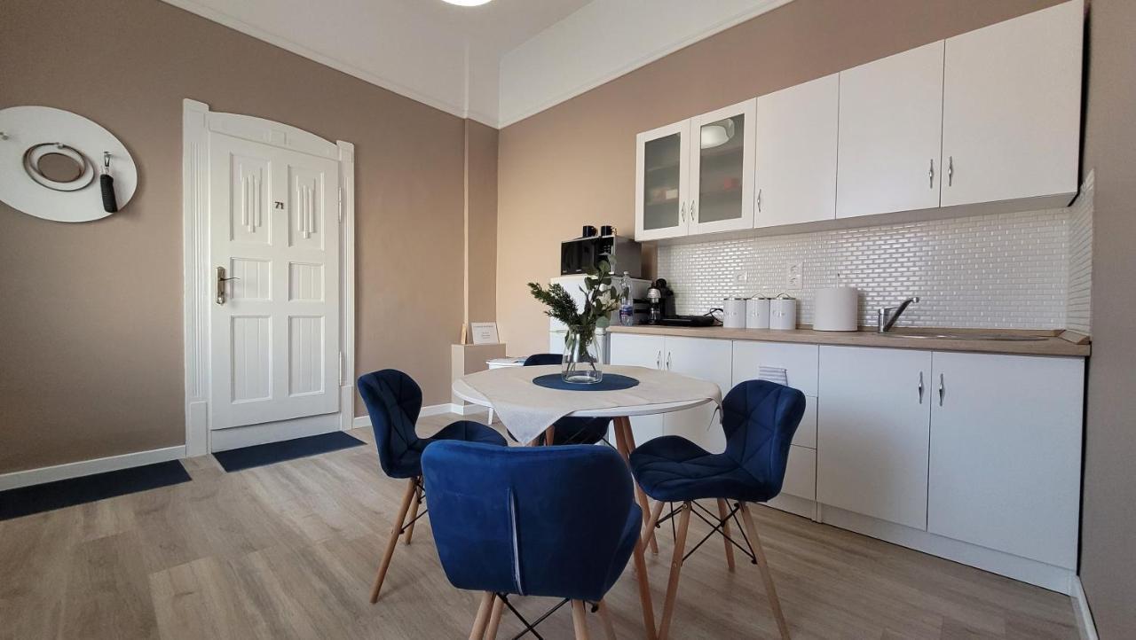 Glamour Apartman 久洛 外观 照片